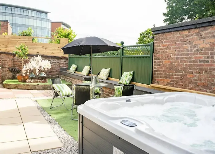 No22 Chester Racecourse Townhouse