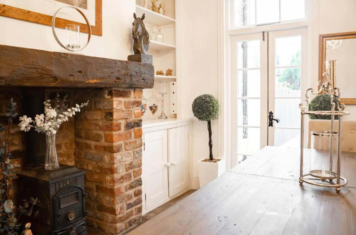 No22 Racecourse Townhouse Holiday home Chester